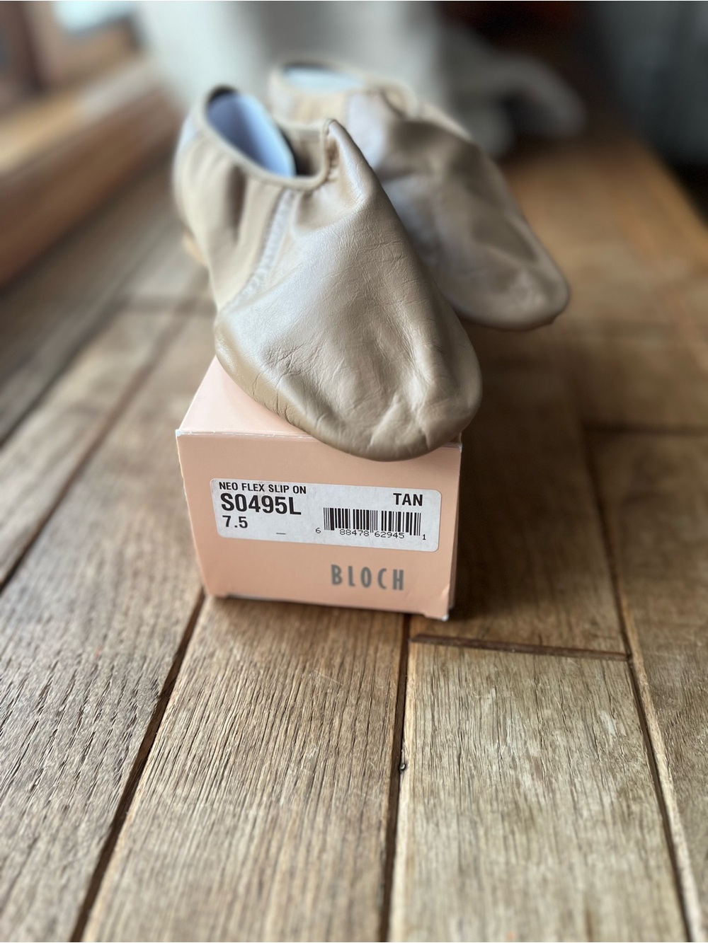 Bloch Kids Tan Slip-On Neo Flex Dance Shoe